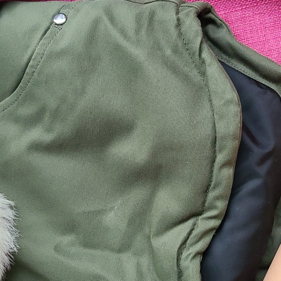 Authentic Moose Knuckles Beaver Bomber short jacket XS military green - Picture 15 of 16